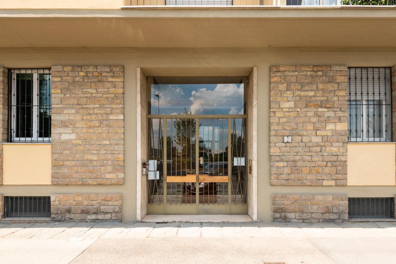 Arno River View Apartment Terraces, Free Parking Флоренція Екстер'єр фото